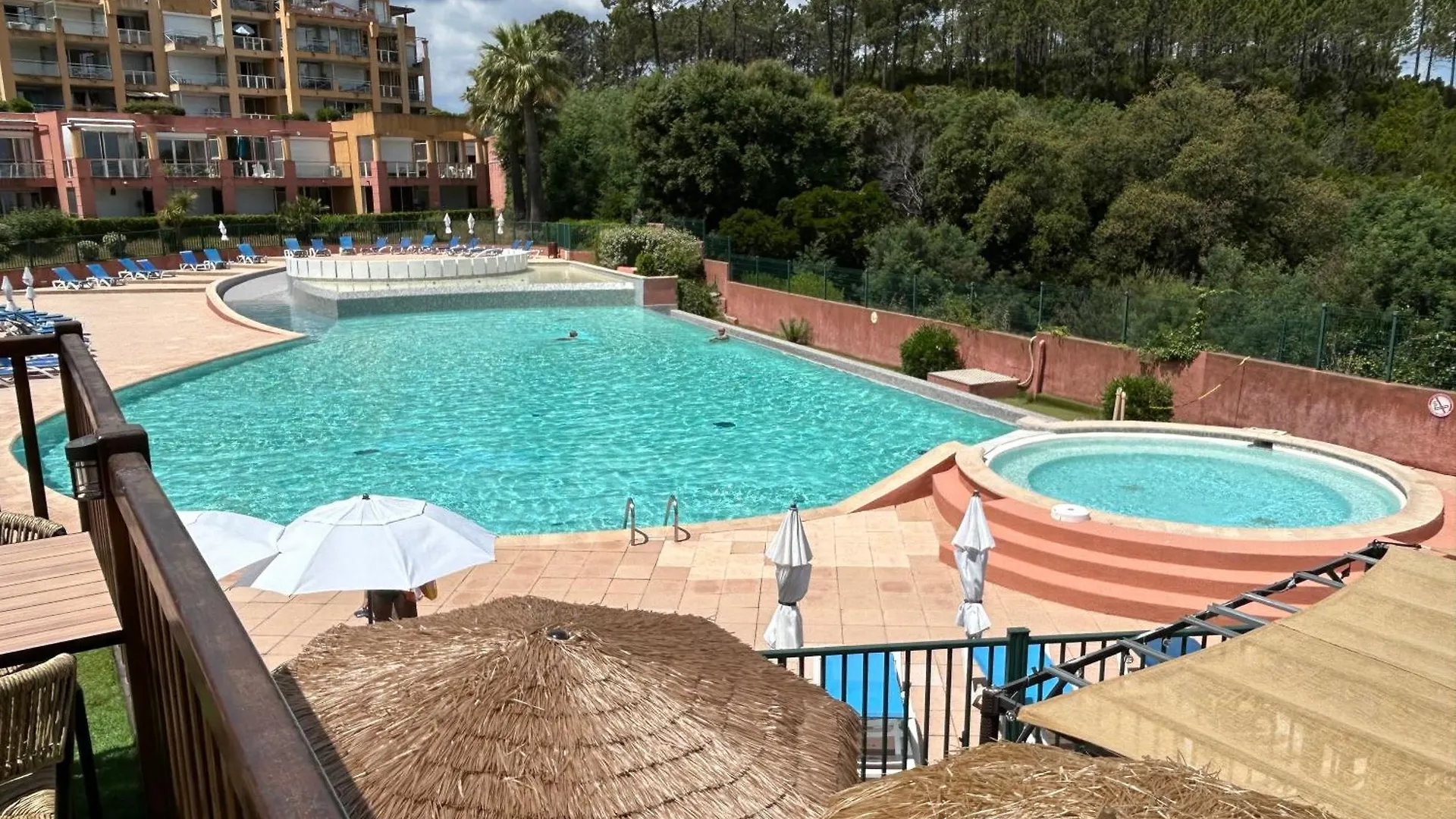Climatise, Piscine, Proches Des Plages Theoule-sur-Mer 0*,  France